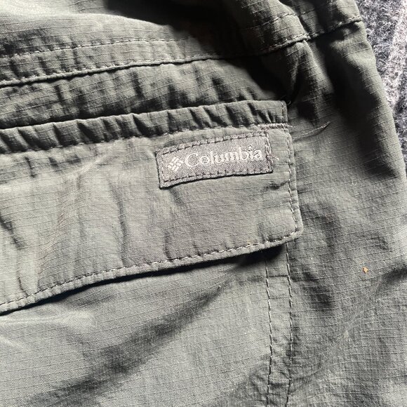 Men's‎ Columbia Shorts Size 36 Olive Green 10" length - Picture 4 of 5